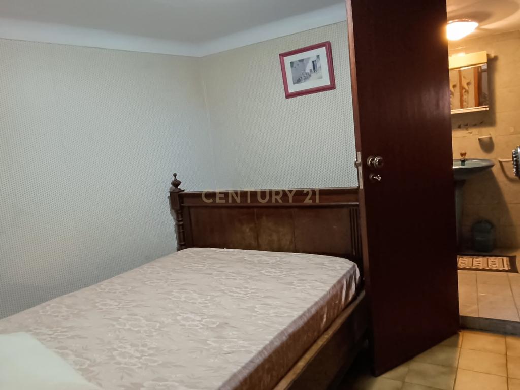 Oportunidade Única no Coração do Centro Histórico de Elvas - Image 5
