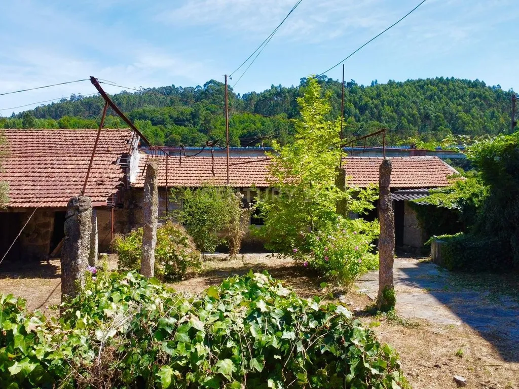 Quintinha T3 Nespereira - Guimarães - Image 5