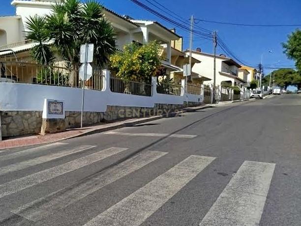 Terreno com projecto aprovado para Moradia T4. Monte Estoril a 5 minutos. - Image 7