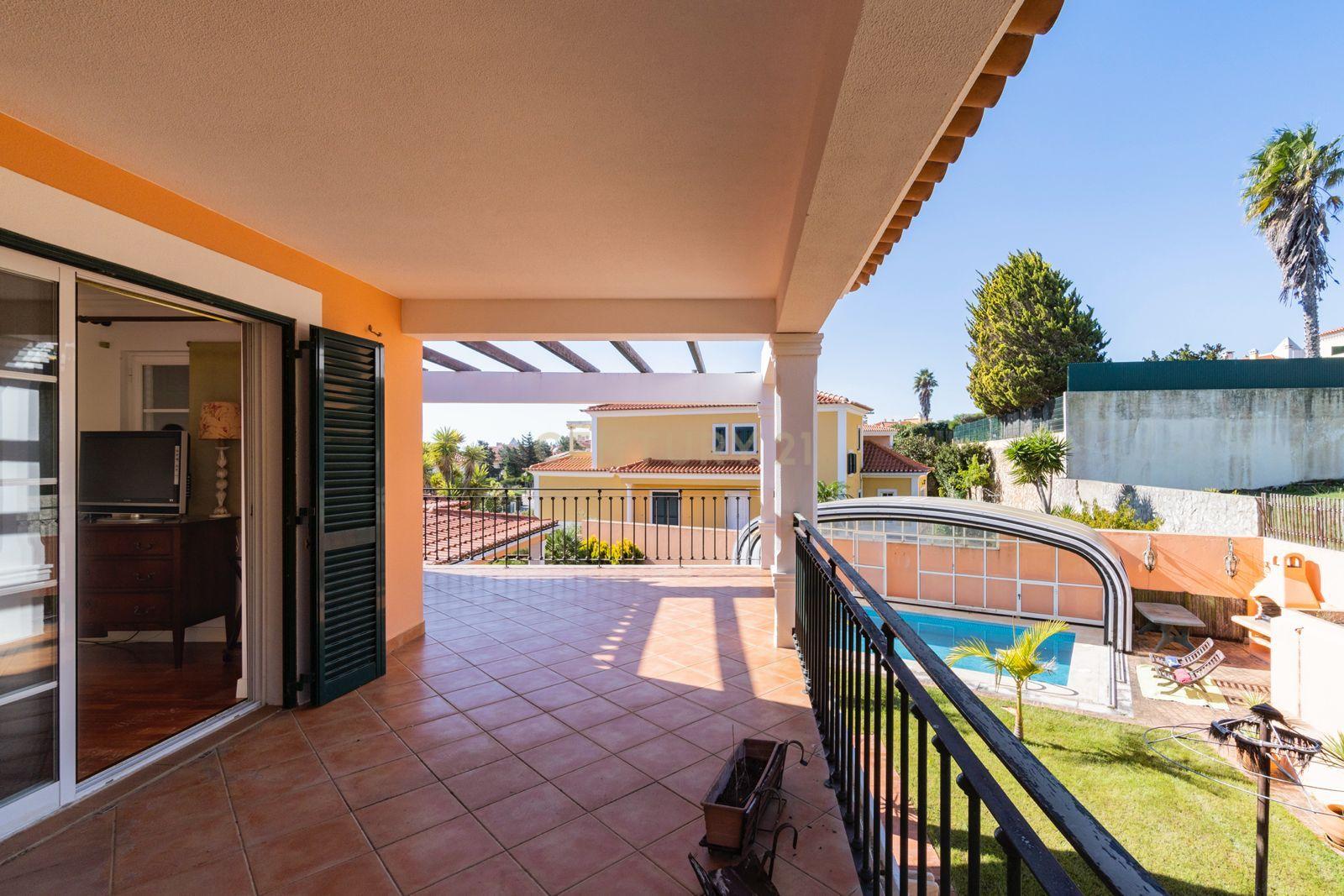 Moradia T6 Isolada | Garagem e Piscina Coberta e Aquecida | Quinta da Beloura I - Image 36