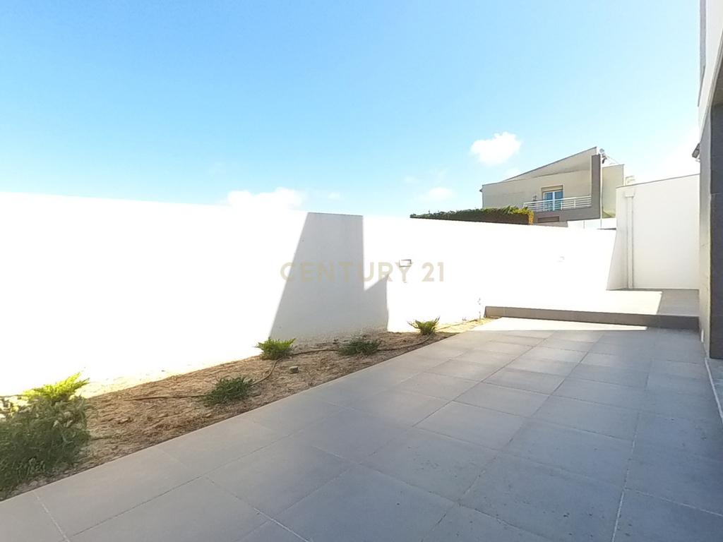Moradia - Image 58