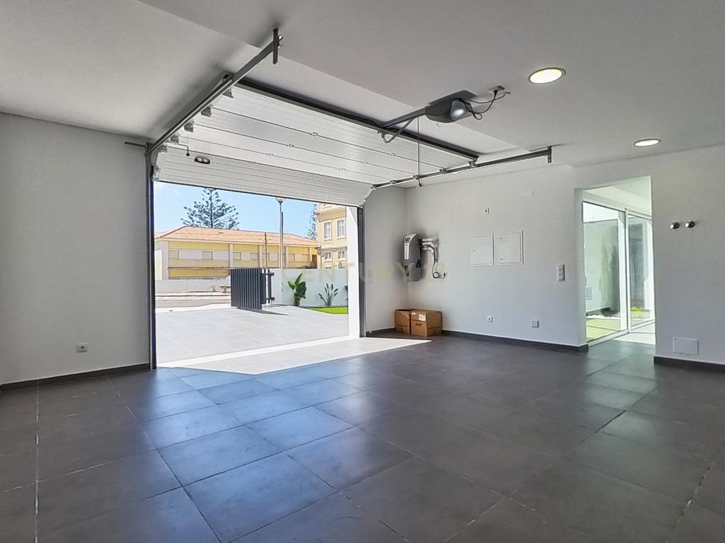 Moradia - Image 64