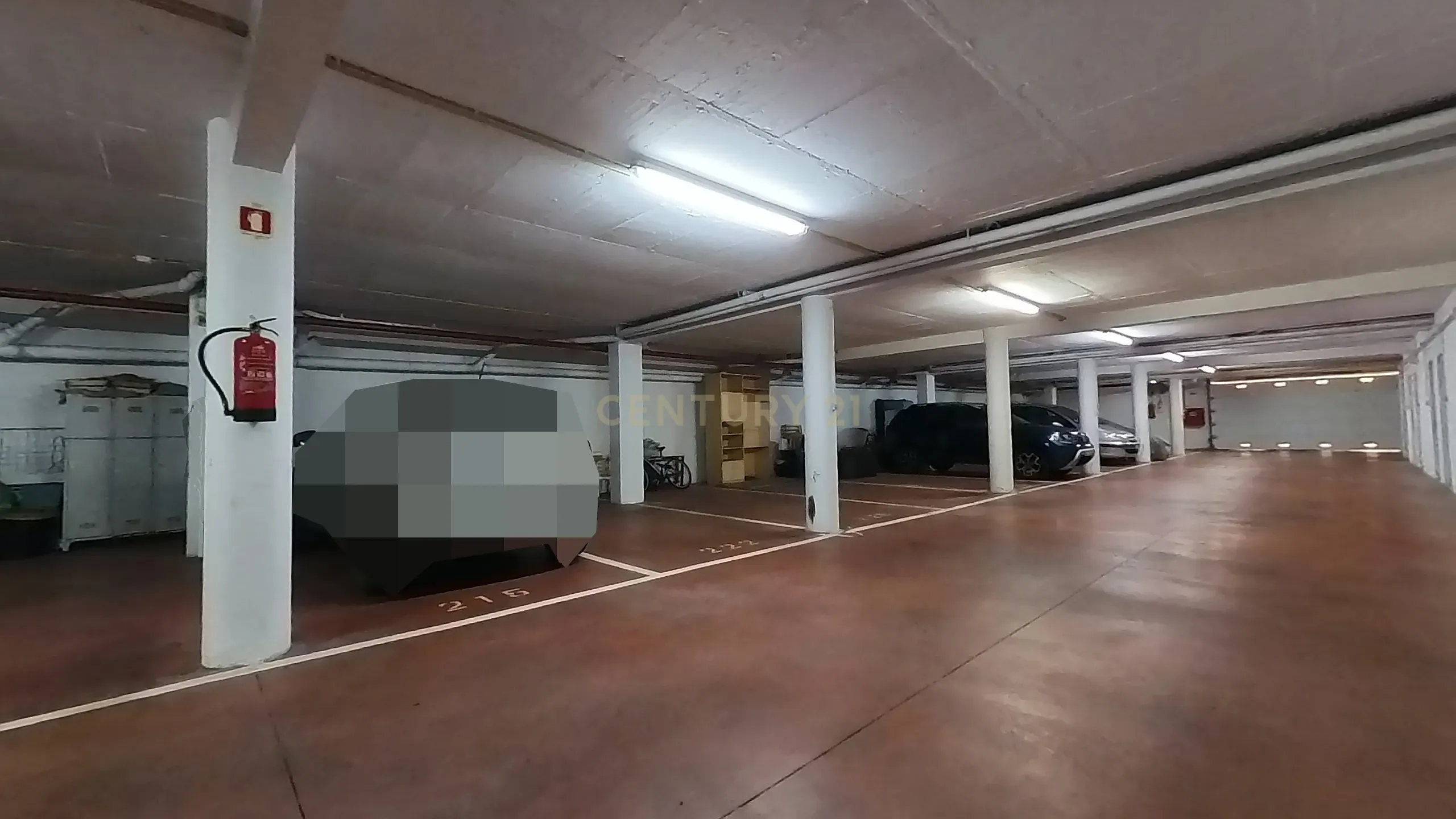 Apartamento T0 em Condomínio Fechado - Santa Cruz - Image 19