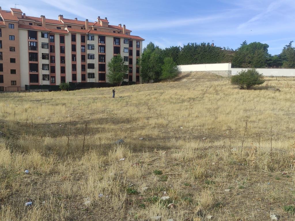 undefined - Image 5