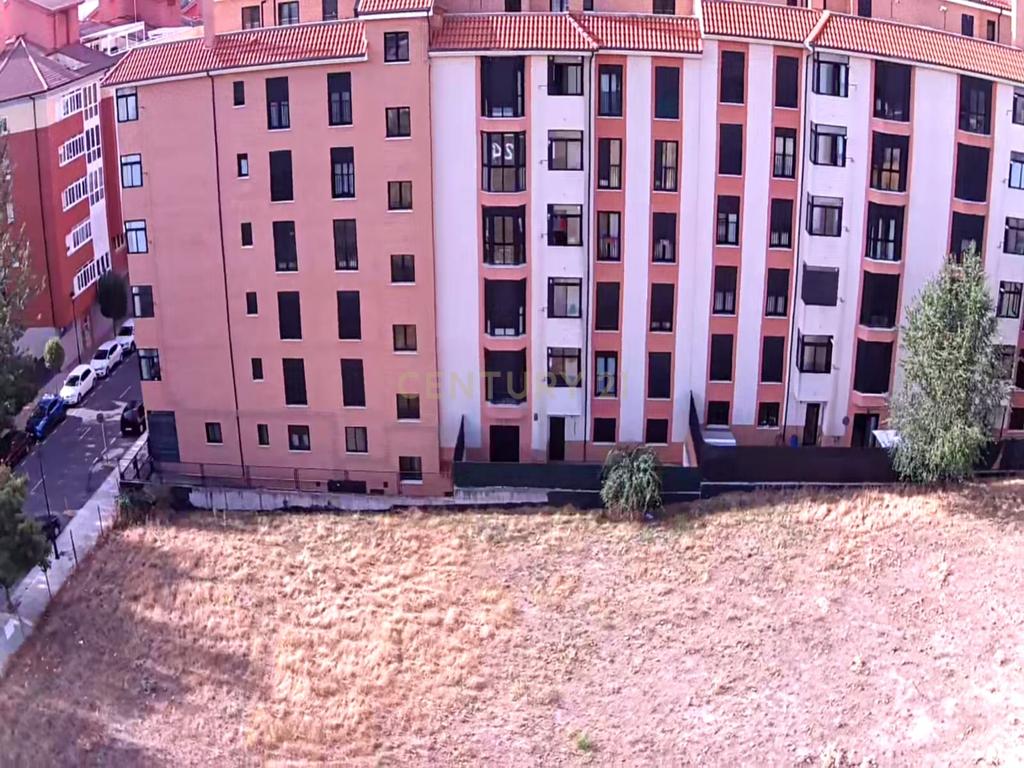 undefined - Image 15