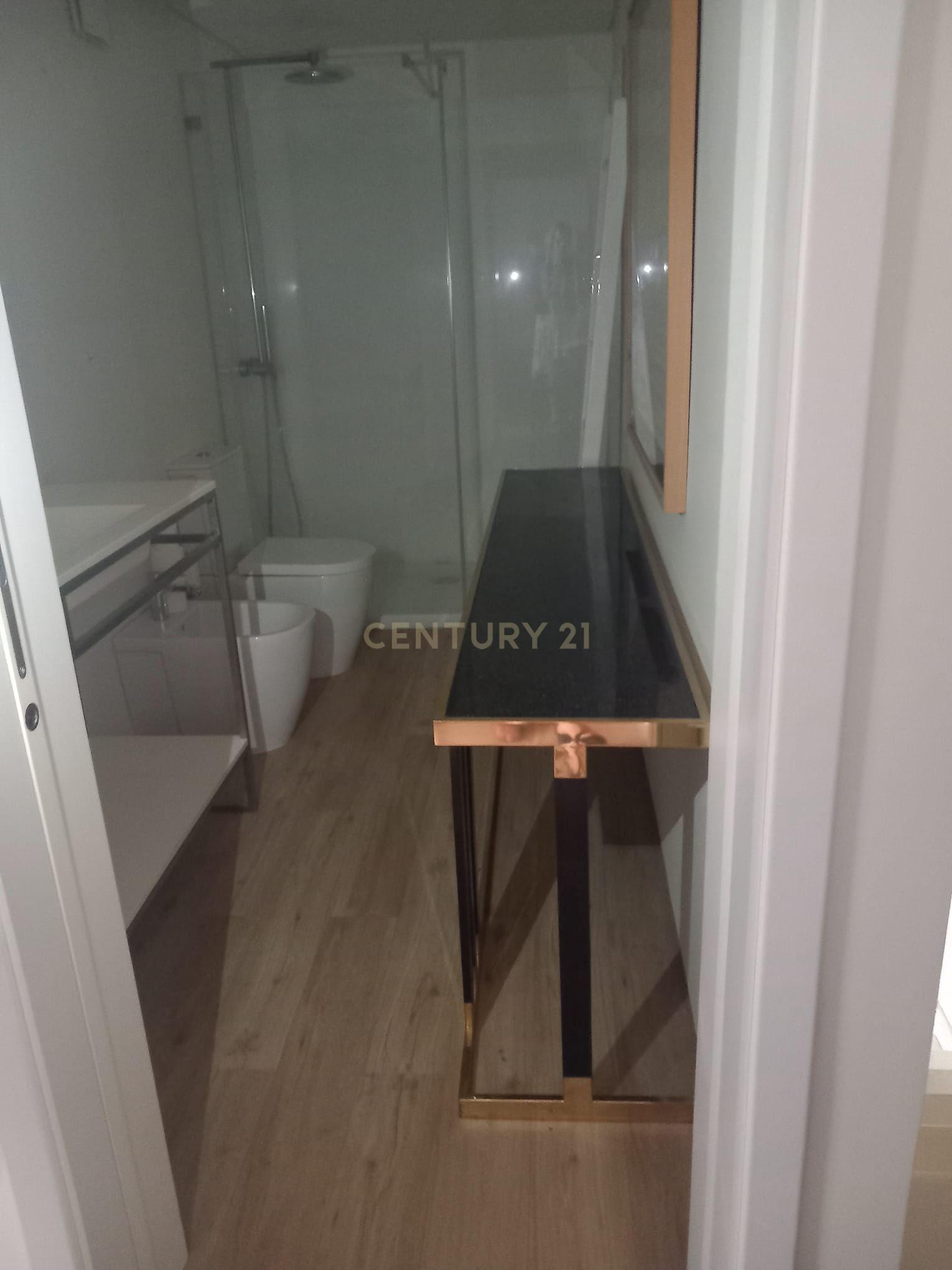 T1 DUPLEX COM GARAGEM - Image 15