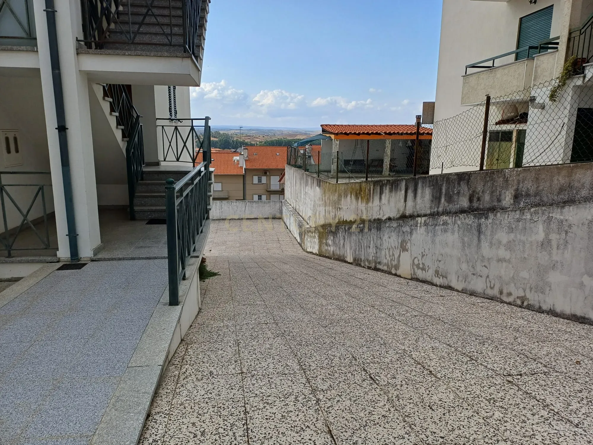 T3 Duplex em Urbanização Quinta das Heras - Image 46