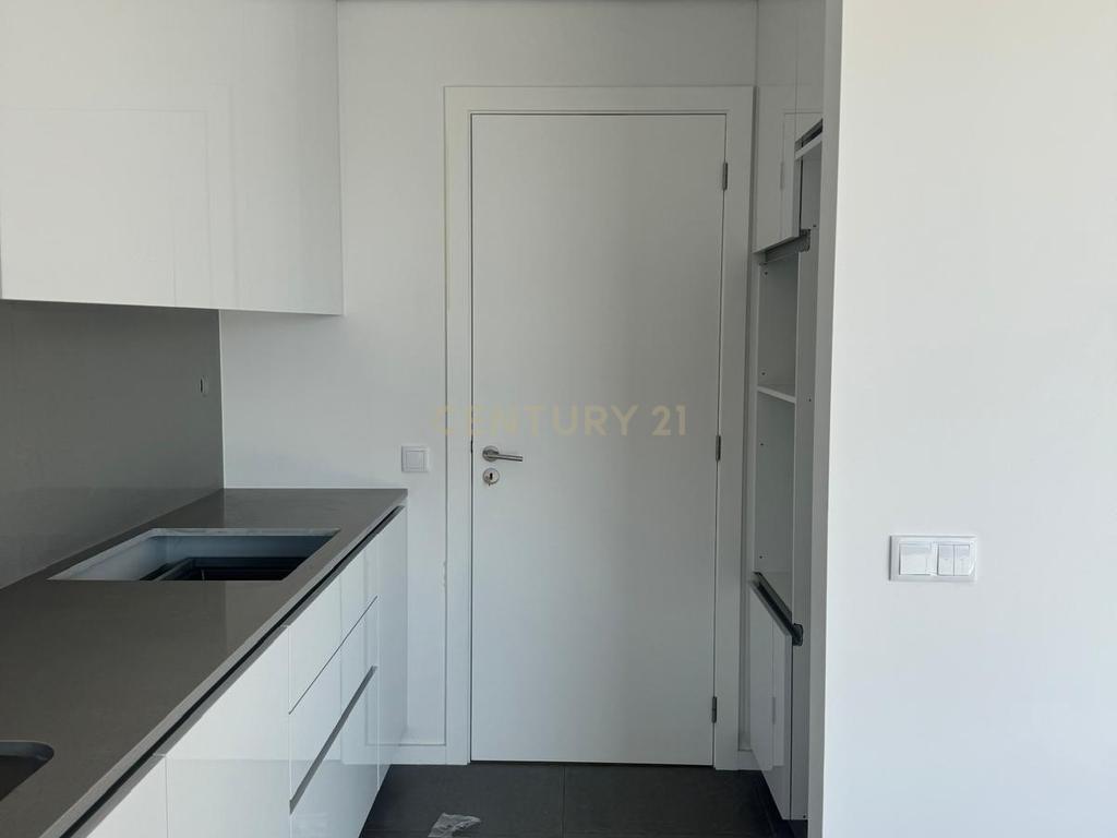 Moradia em Construção para venda em Paranhos - Image 7