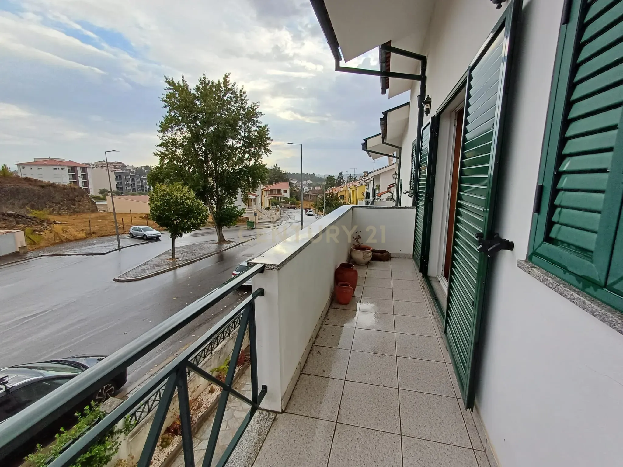 T3 Duplex em Urbanização Quinta das Heras - Image 45