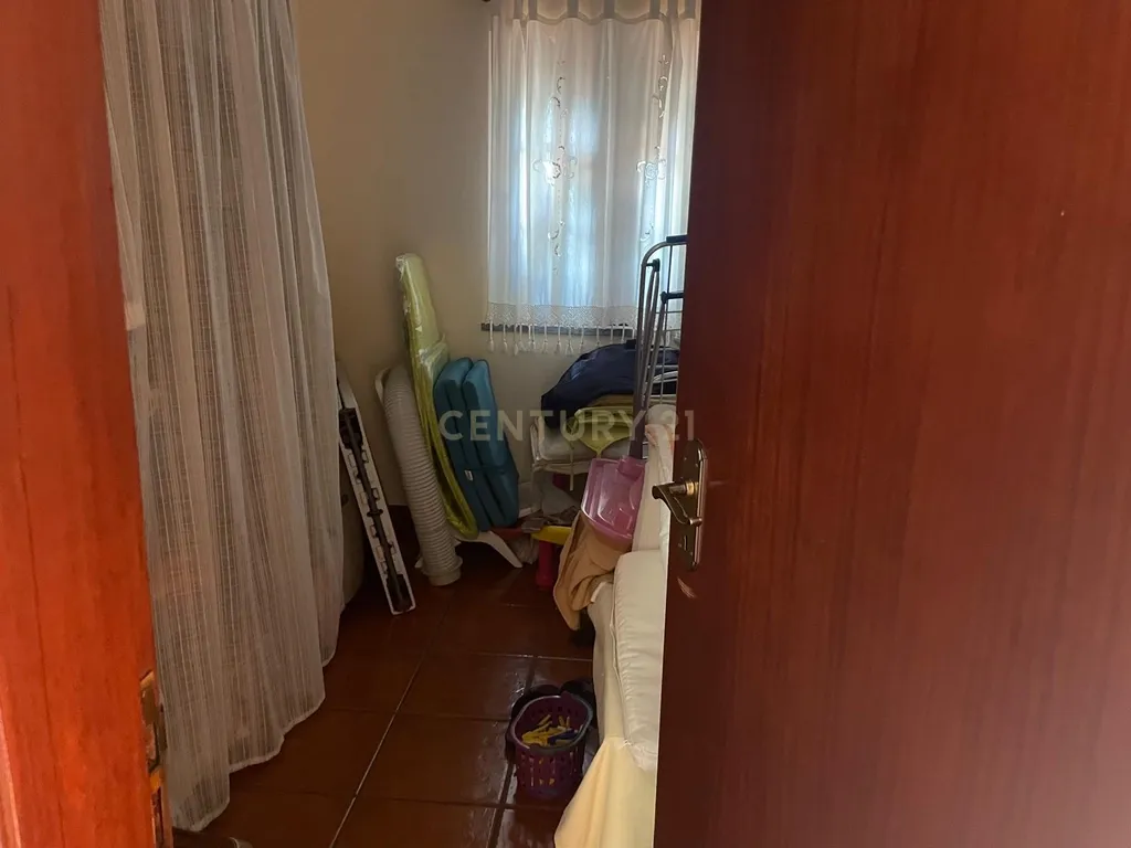 Terreno urbano em Melides com uma moradia e um anexo com 182,44m2 em 1.718m2 de terreno - um verdadeiro Oásis no campo e perto da praia - Image 24