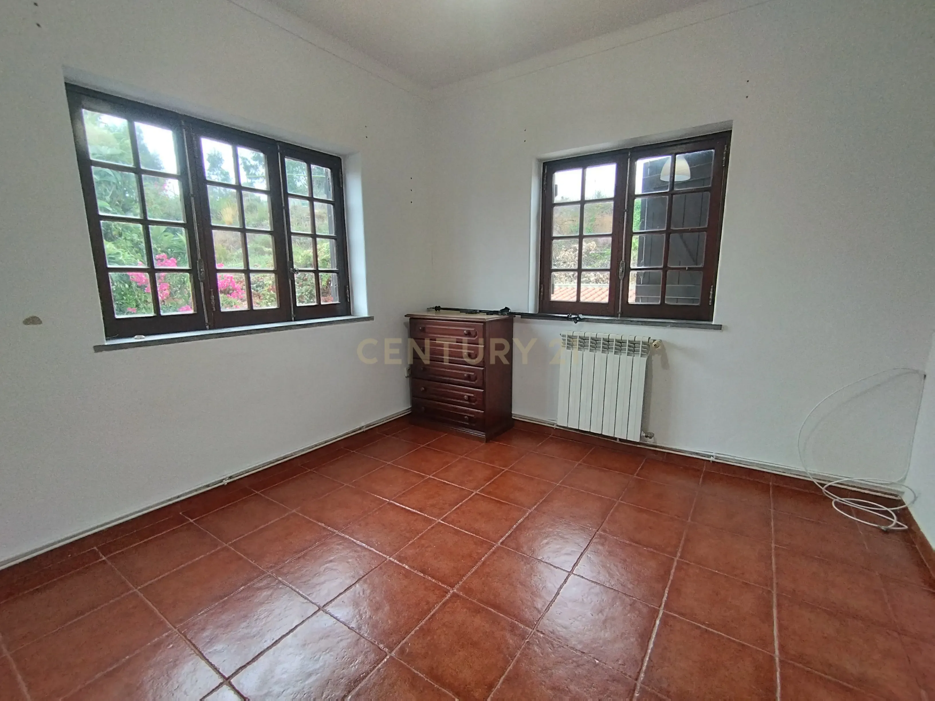 Moradia T4, usada, para venda em Torres Vedras. - Image 15