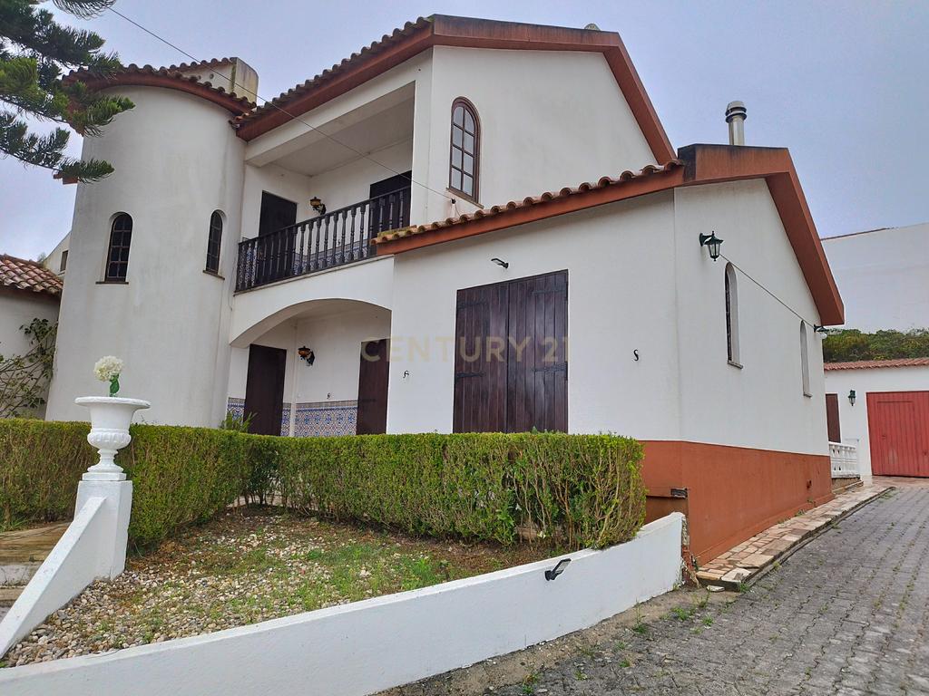 Moradia T4, usada, para venda em Torres Vedras. - Image 25