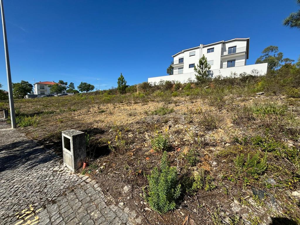 Lote de terreno  para  construção de Moradia Geminada - Image 3