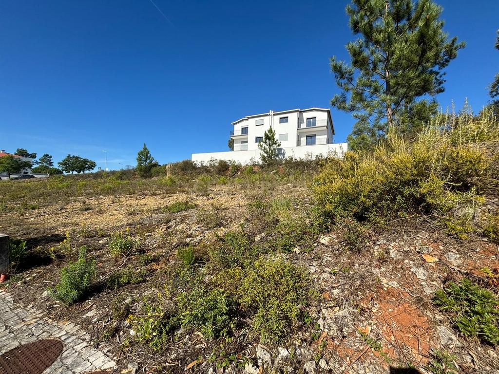 Lote de terreno  para  construção de Moradia Geminada - Image 4