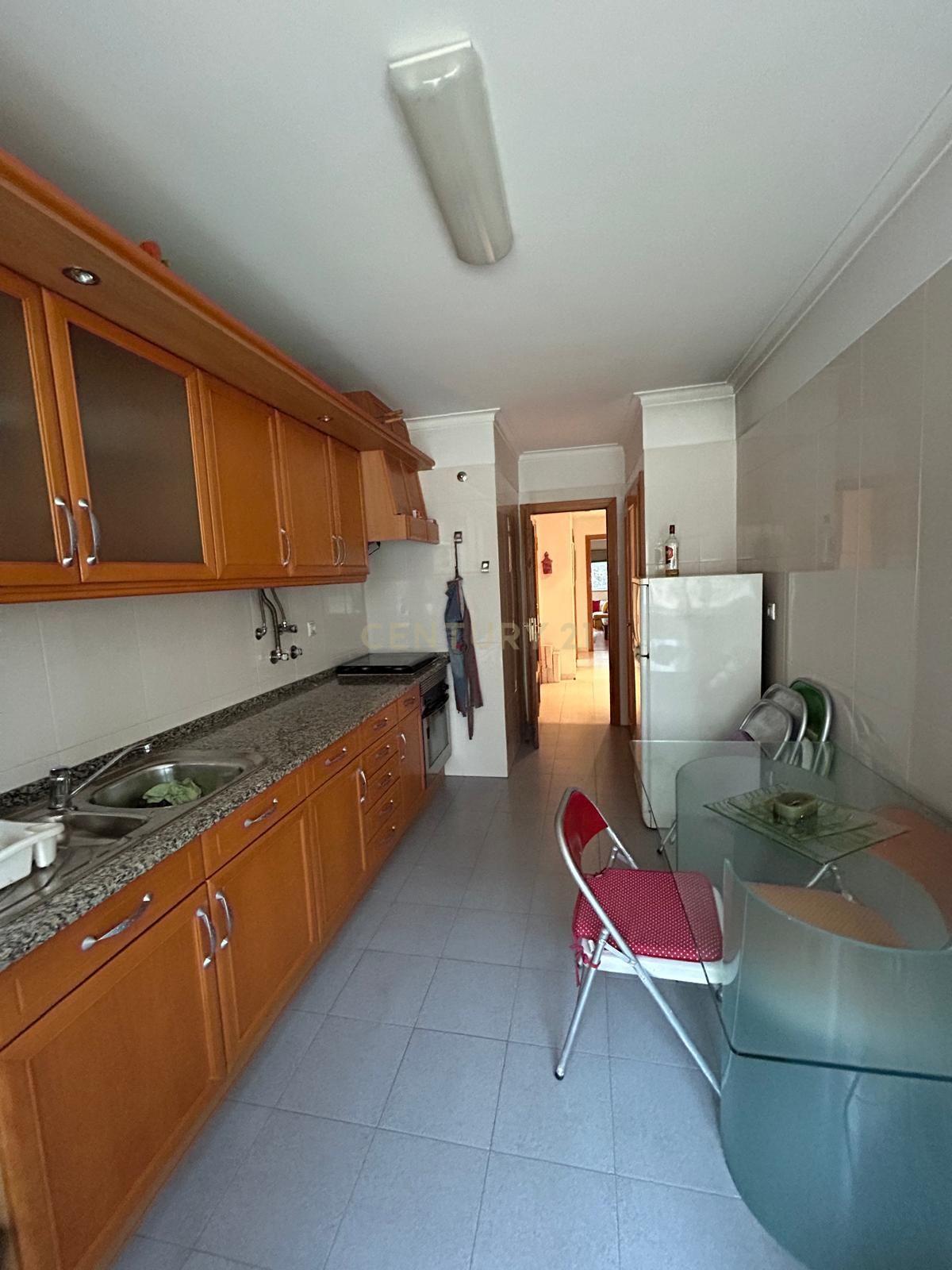 Apartamento T0 em Rua José Farinha Carnide, Telheiras - Image 11