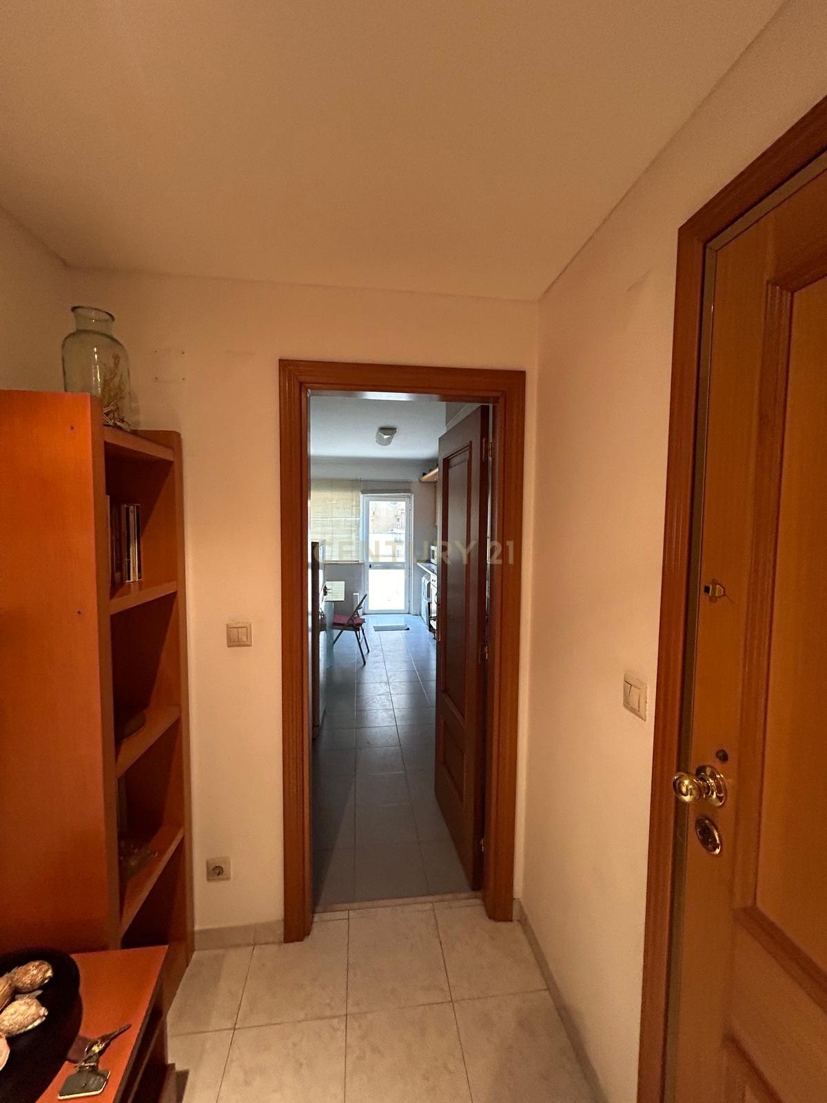 Apartamento T0 em Rua José Farinha Carnide, Telheiras - Image 7