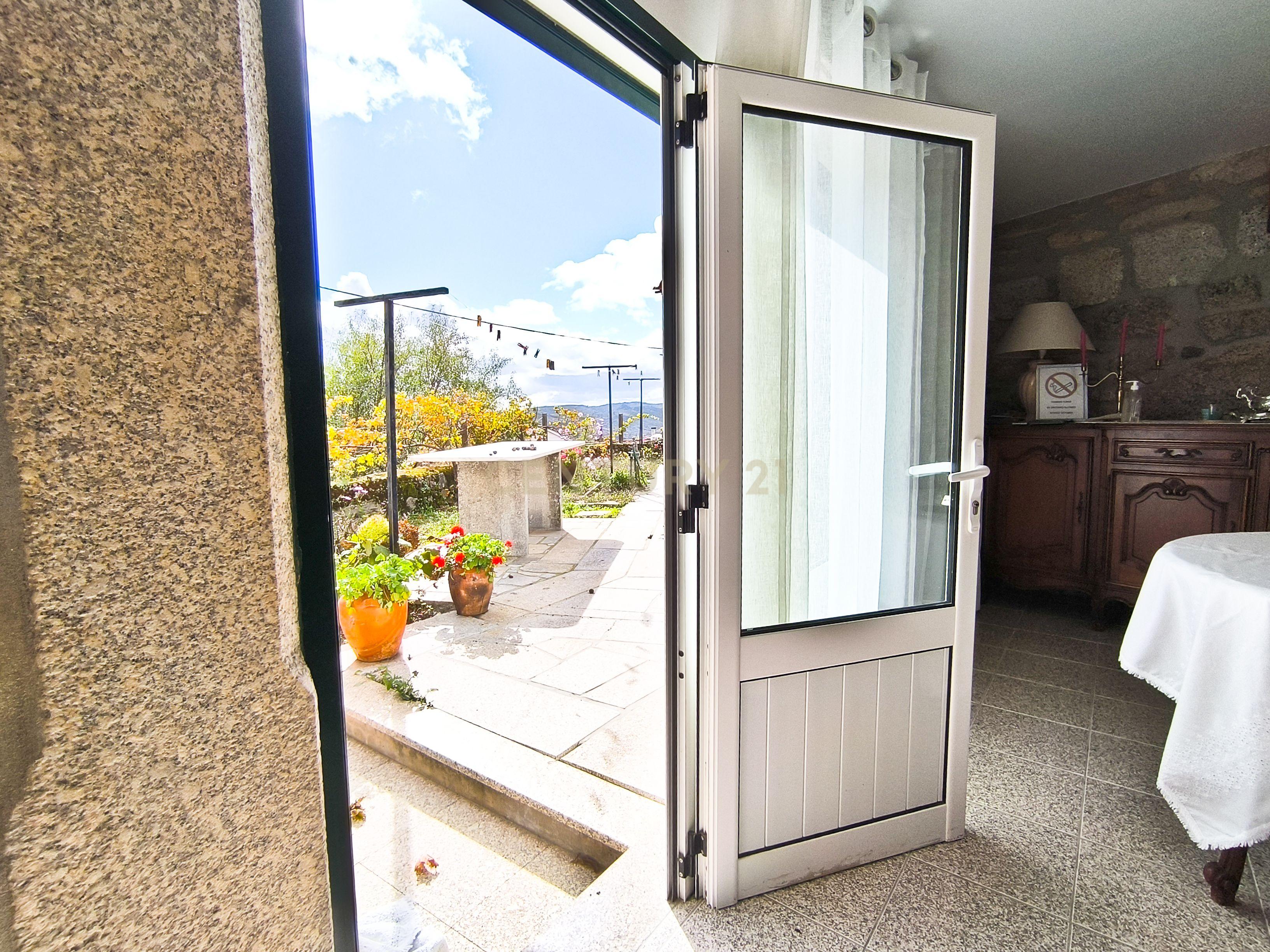 Moradia T4 em Mêda, Guarda - Conforto e Tradição - Image 30