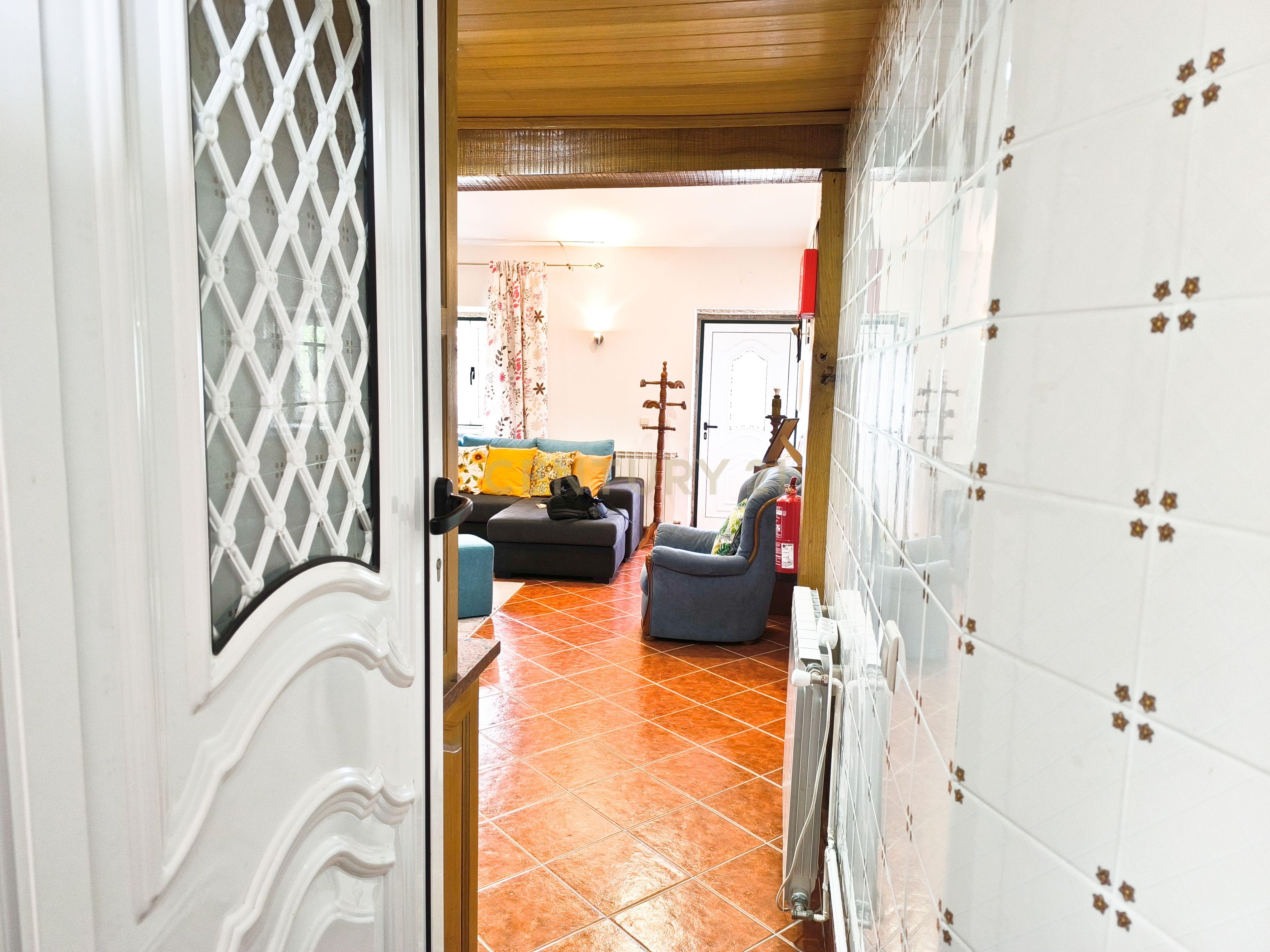 Moradia T4 em Mêda, Guarda - Conforto e Tradição - Image 20