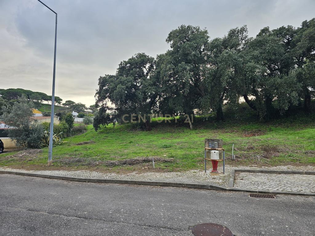 Lote de Terreno Urbano com 238m² para construção de moradia - Image 8