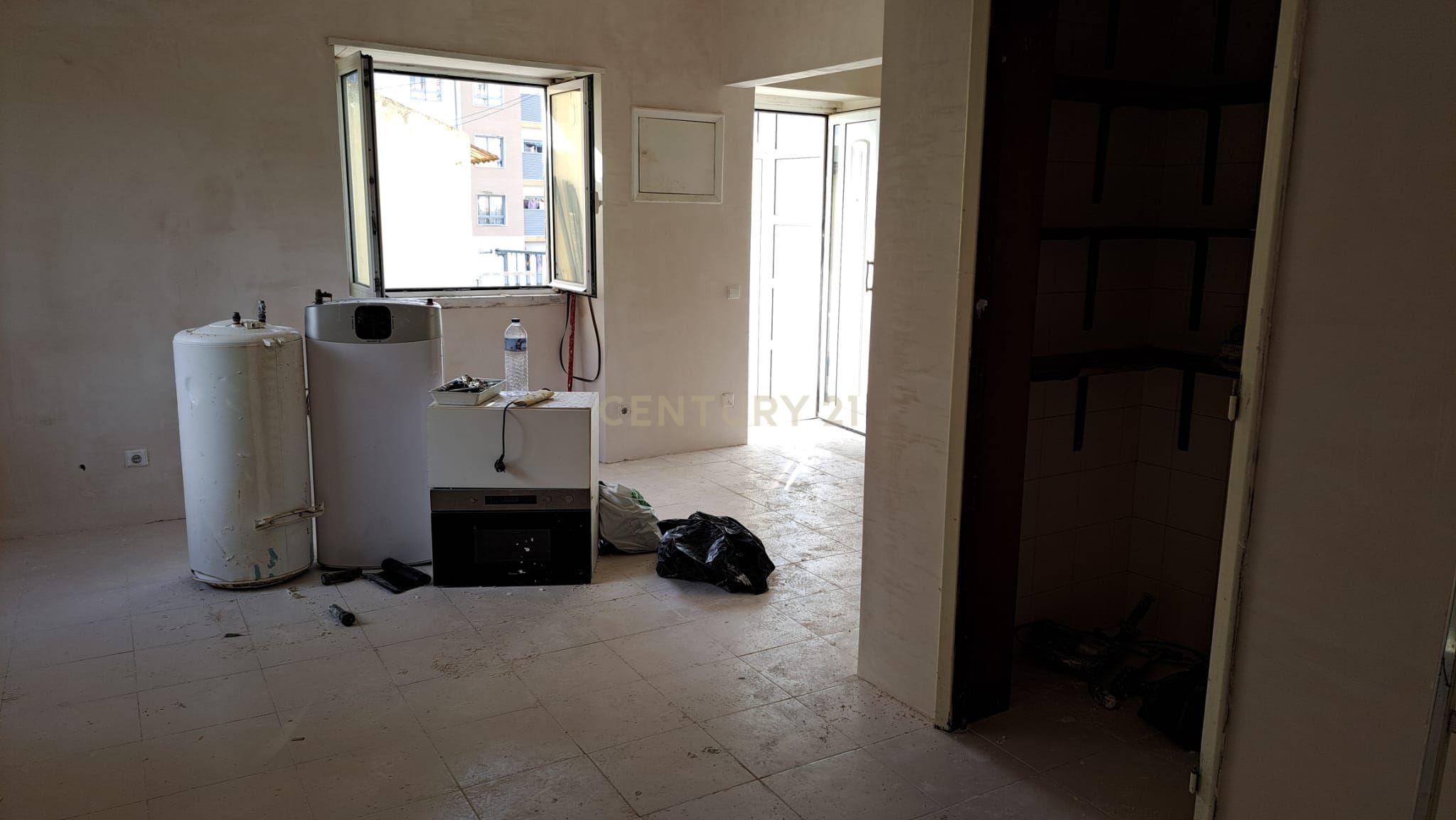 Moradia T2 Agualva Cacém - Image 16