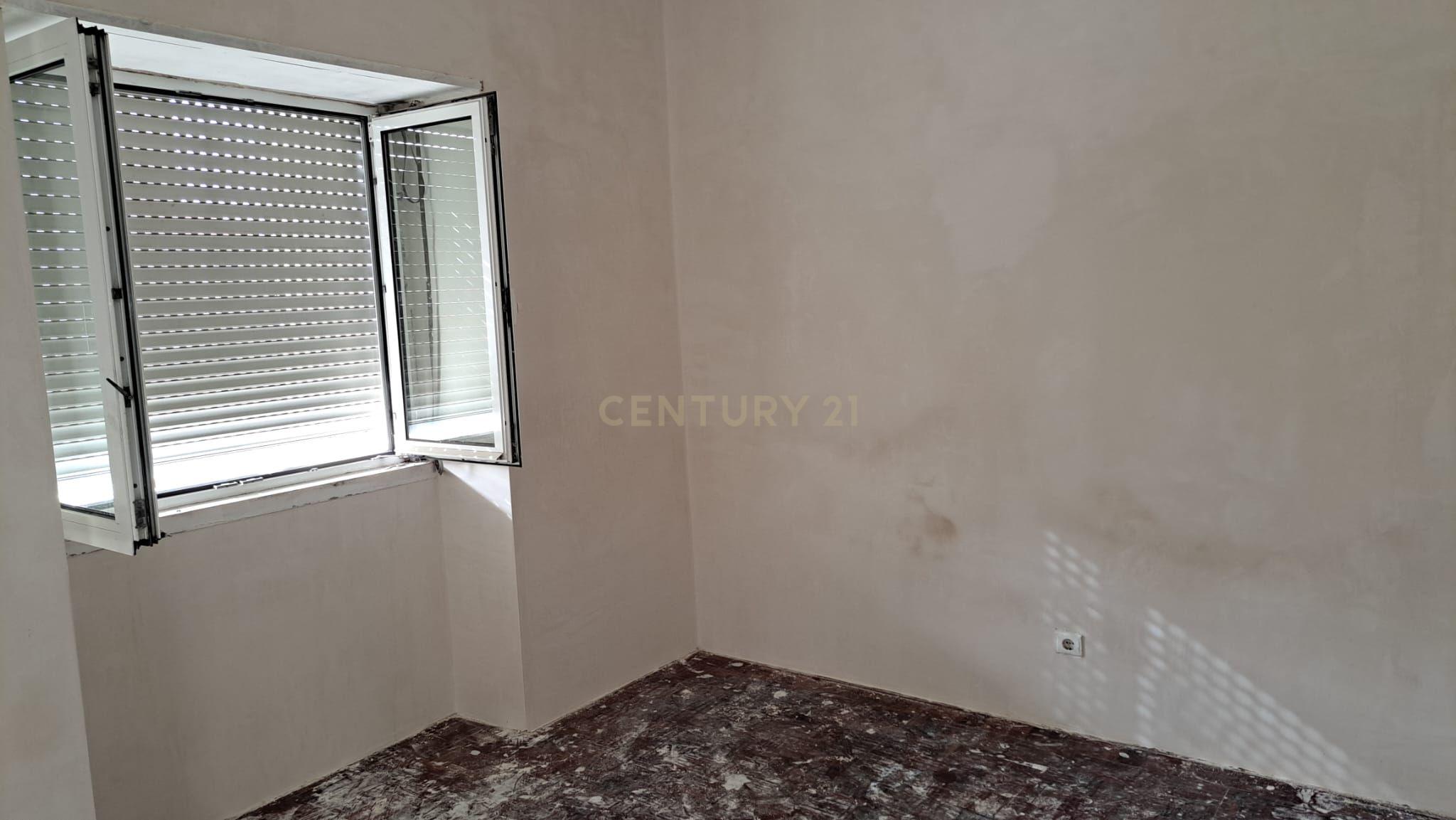 Moradia T2 Agualva Cacém - Image 7