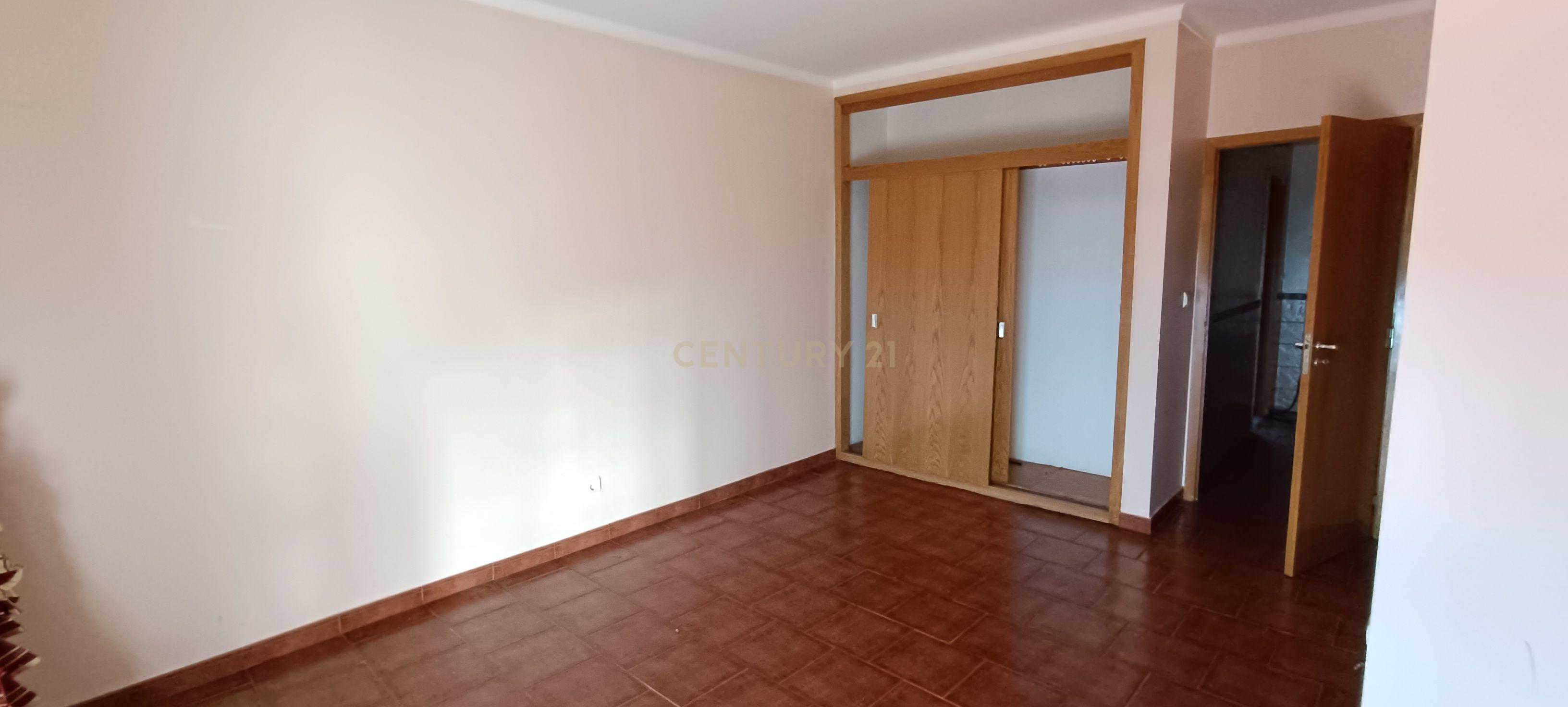 Moradia V3 em Elvas - Image 7