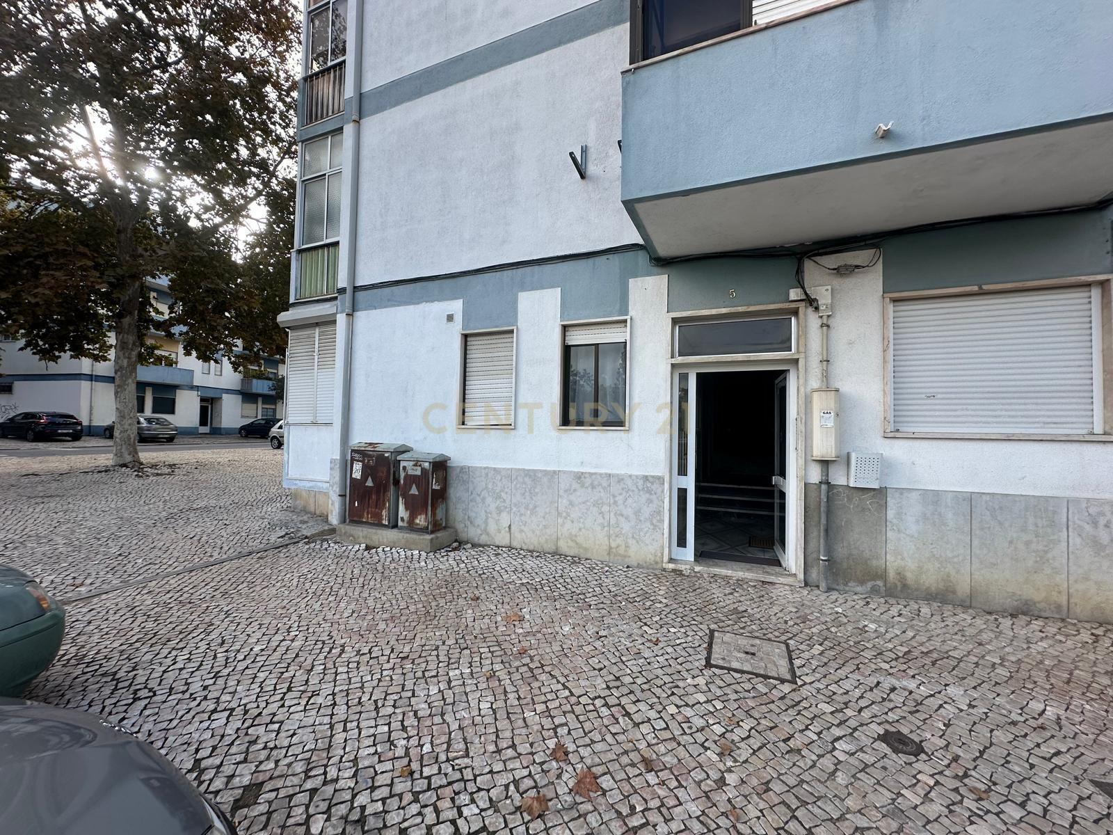 T2 na Amora - Seixal - Image 19