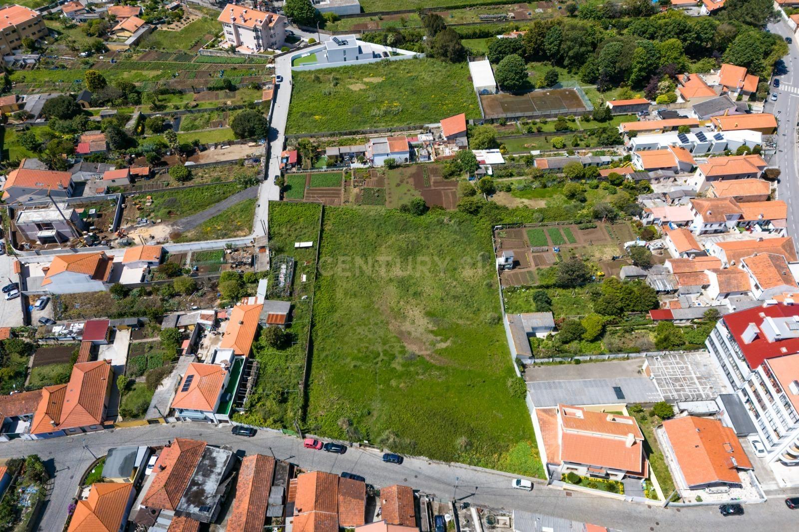 Terreno Urbano em Vila Nova de Gaia - 1132m² com Potencial Único - Image 5