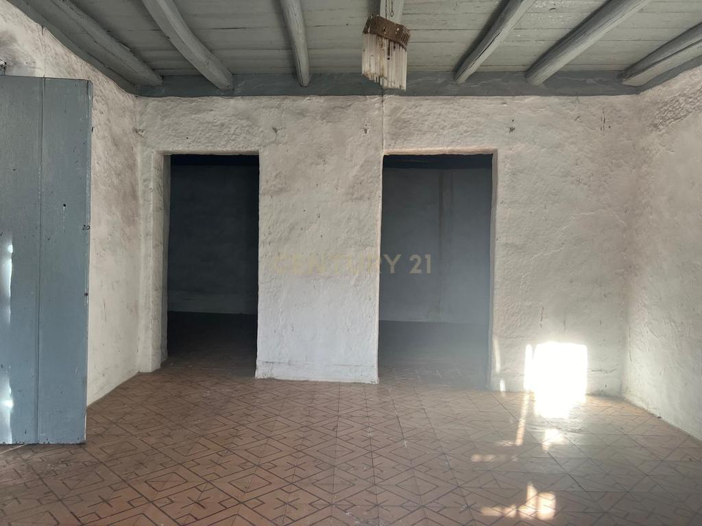 undefined - Image 14
