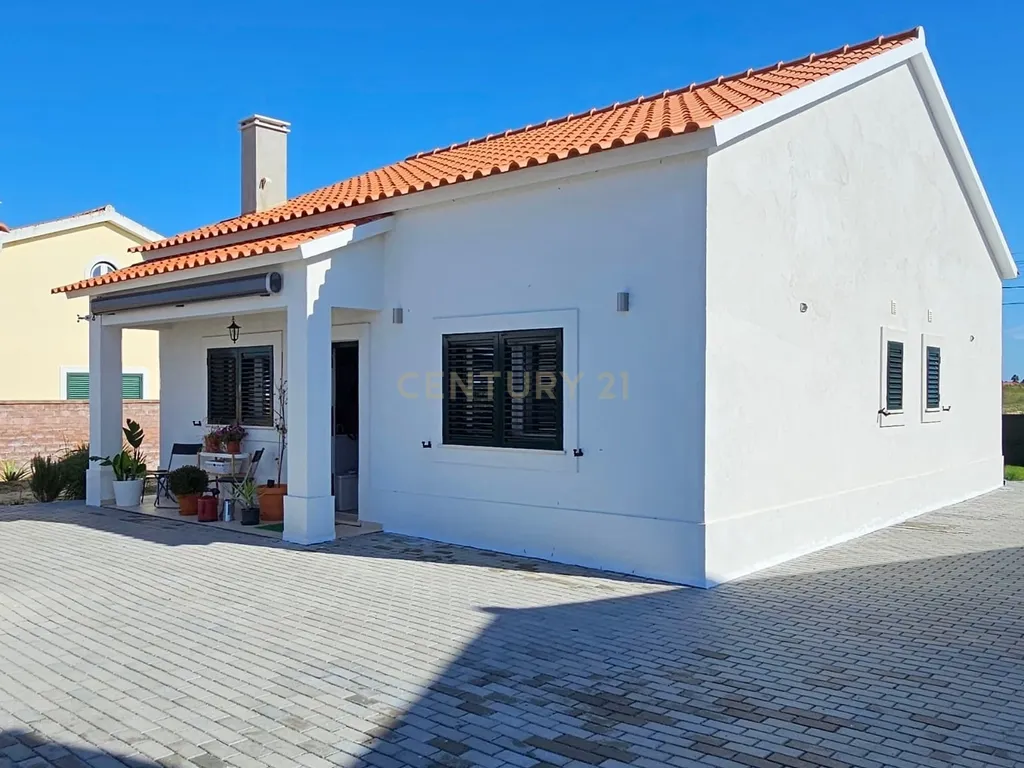 Moradia T2+1 com 1200m2 de Terreno - Image 5