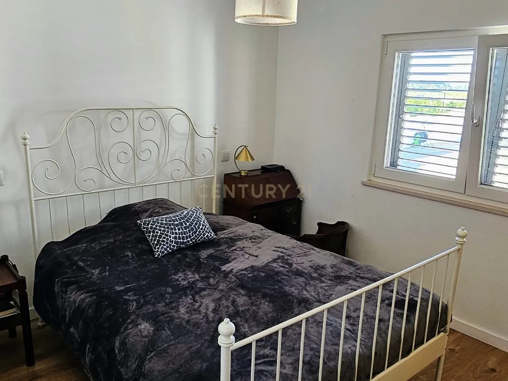 Moradia T2+1 com 1200m2 de Terreno - Image 15