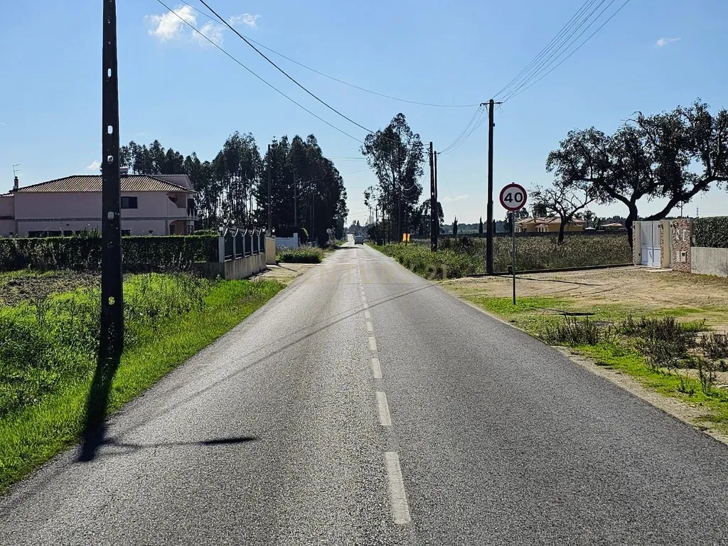 Moradia T2+1 com 1200m2 de Terreno - Image 28