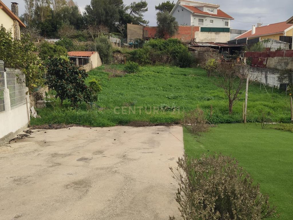 Lote de terreno urbano com 1200 m2 para construção junto ao Condominio Villaggio Manique - Image 7