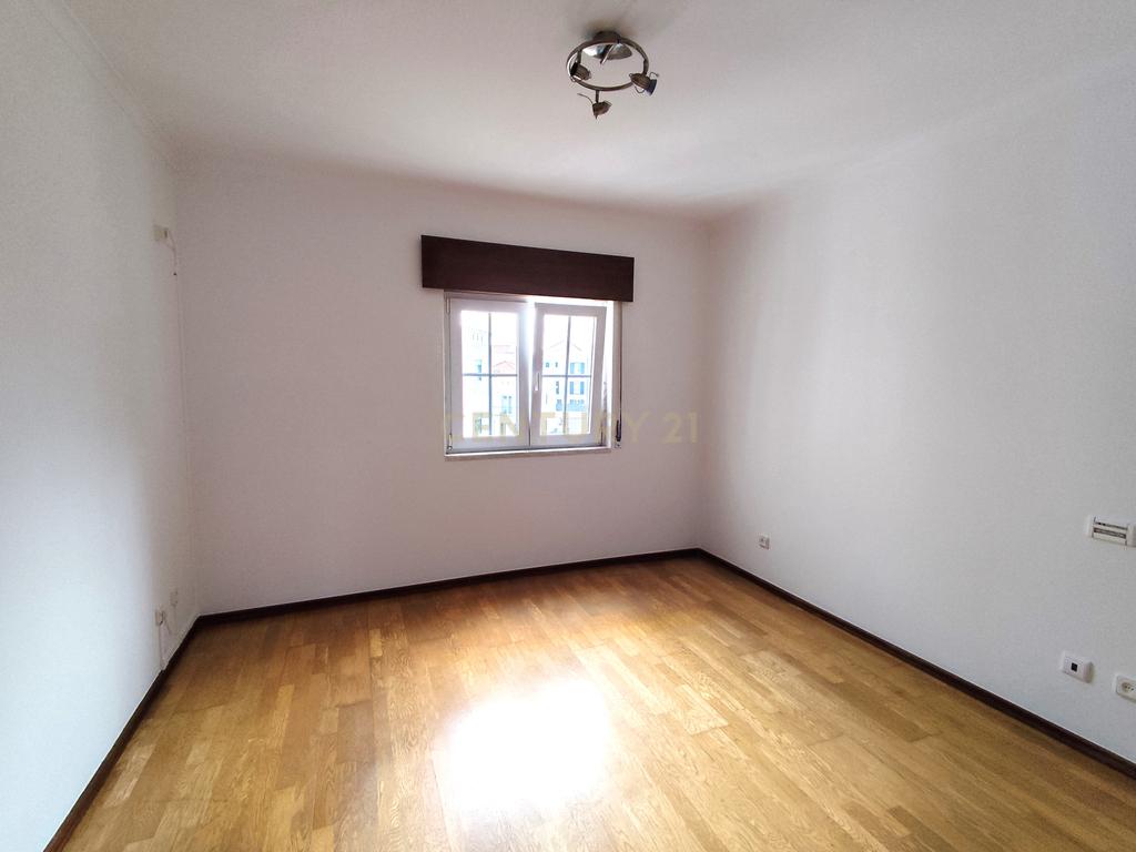 Apartamento T2 em São Domingos de Rana, Cascais - Image 11