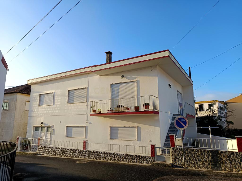 Moradia T4 com garagem em Ribamar - Lourinhã, perto das praias. - Image 3