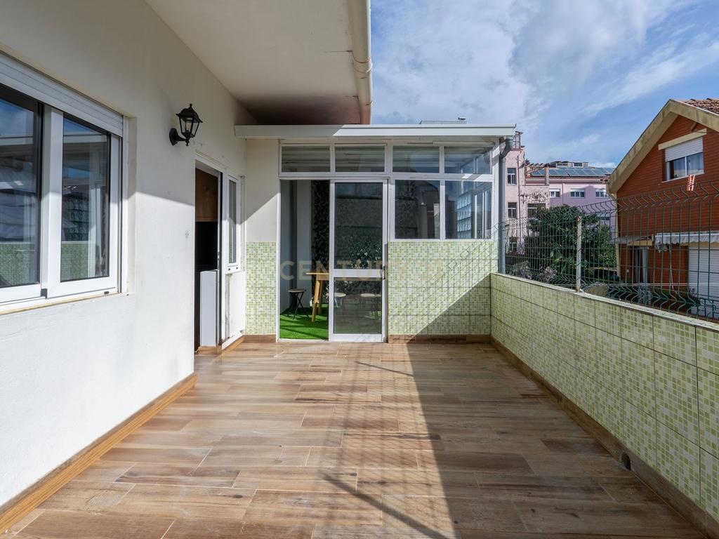 ANDAR MORADIA T4| VENDA| INVESTIMENTO| CENTRO DO PORTO - Image 22