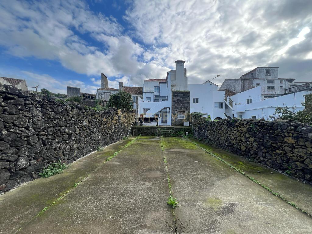 Edifício Usado em Ribeira Grande - Oportunidade Única! - Image 22