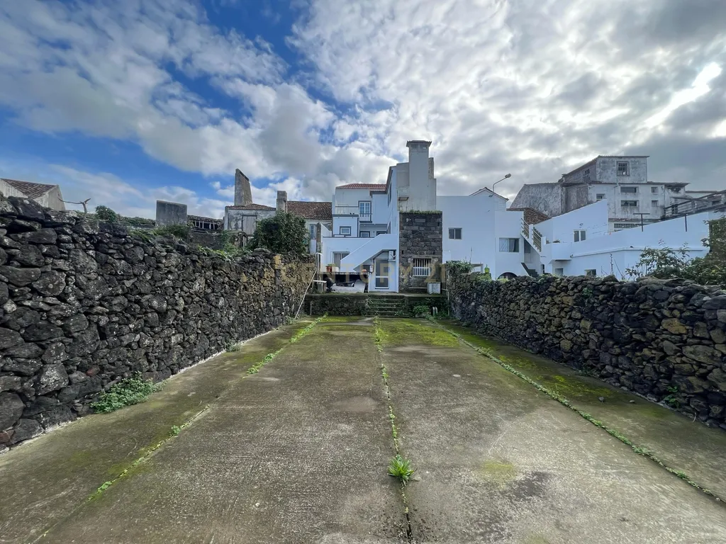 Edifício Usado em Ribeira Grande - Oportunidade Única! - Image 22