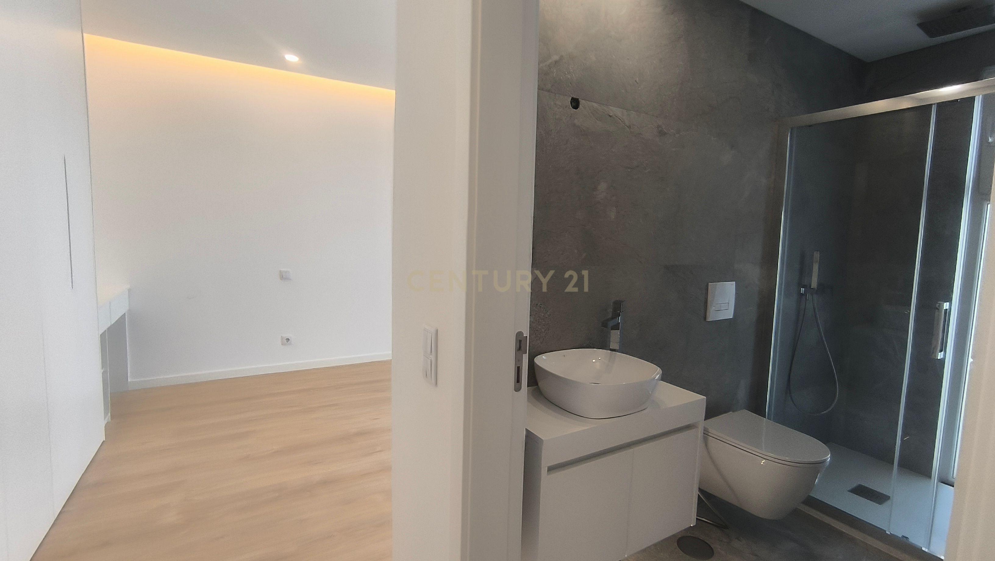 Moradia Construção Nova T5 C/ Piscina - Image 36