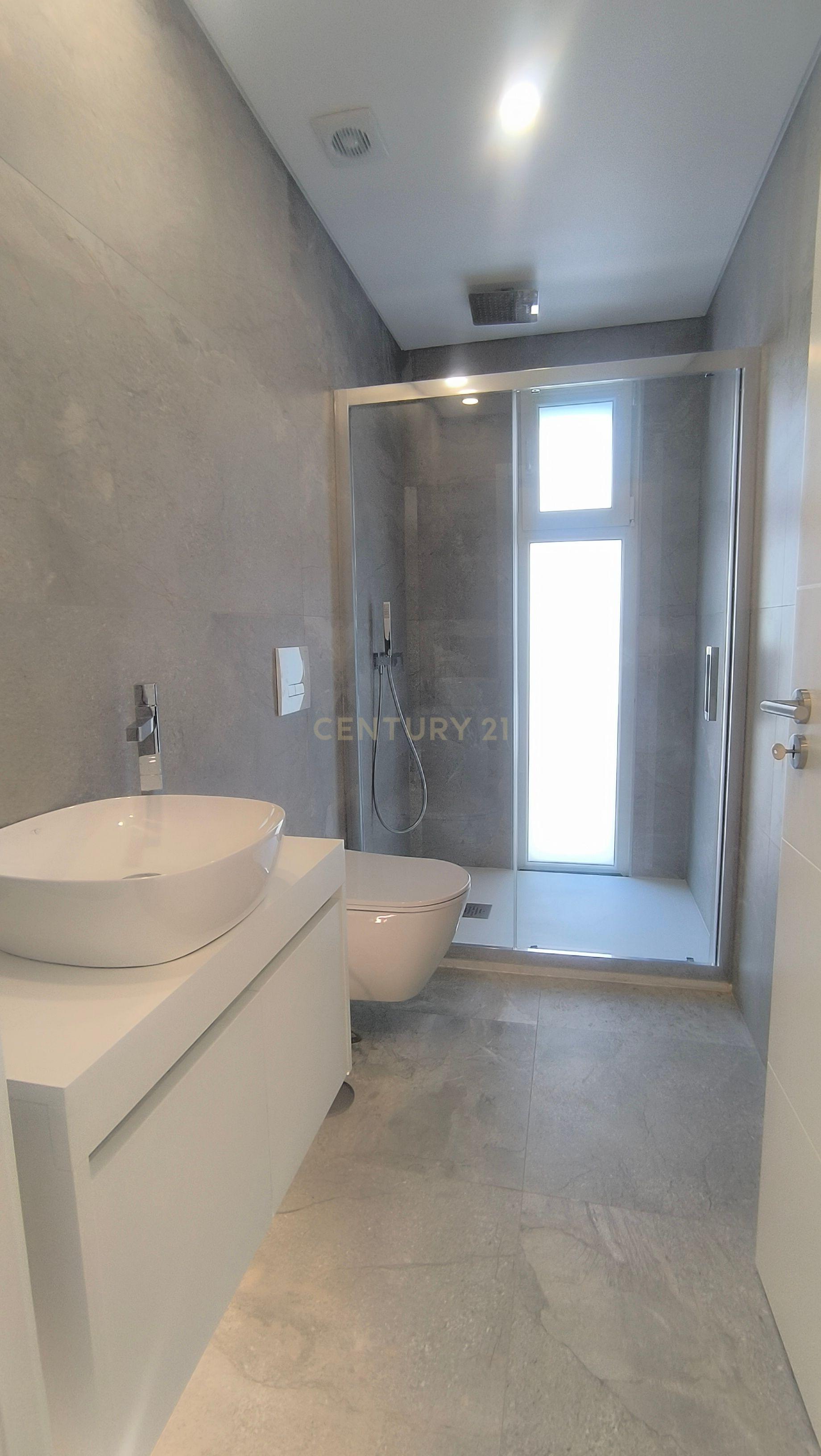 Moradia Construção Nova T5 C/ Piscina - Image 37
