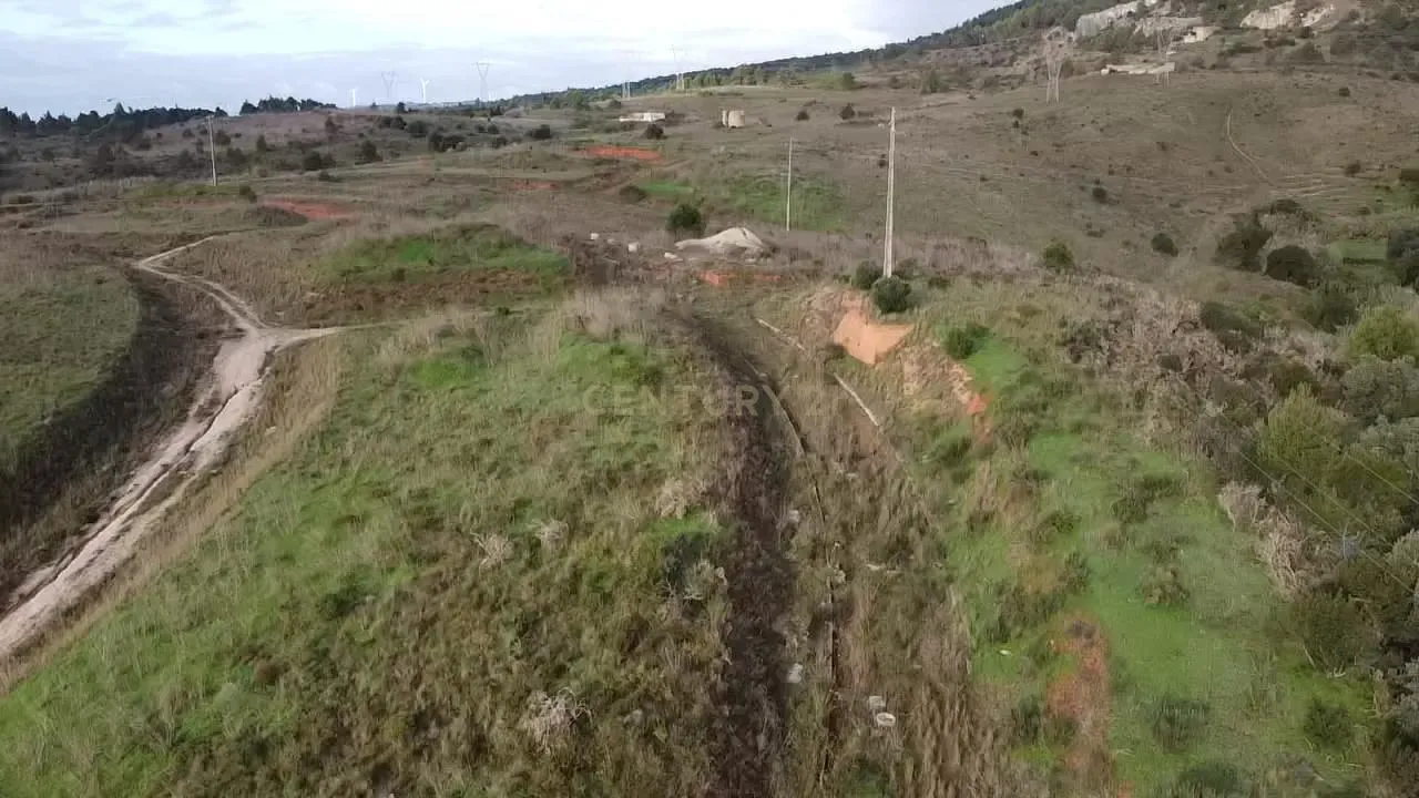 Loteamento para construção de 120 moradias unifamiliares, em Vialonga, Vila Franca de Xira - Image 9