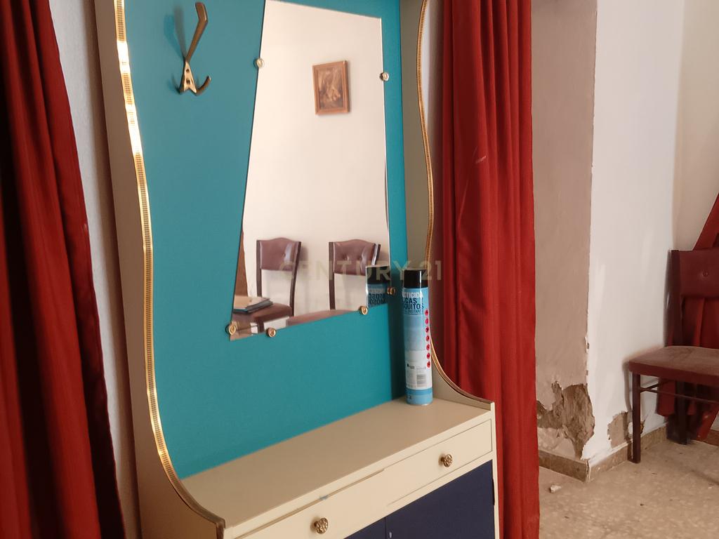 undefined - Image 3