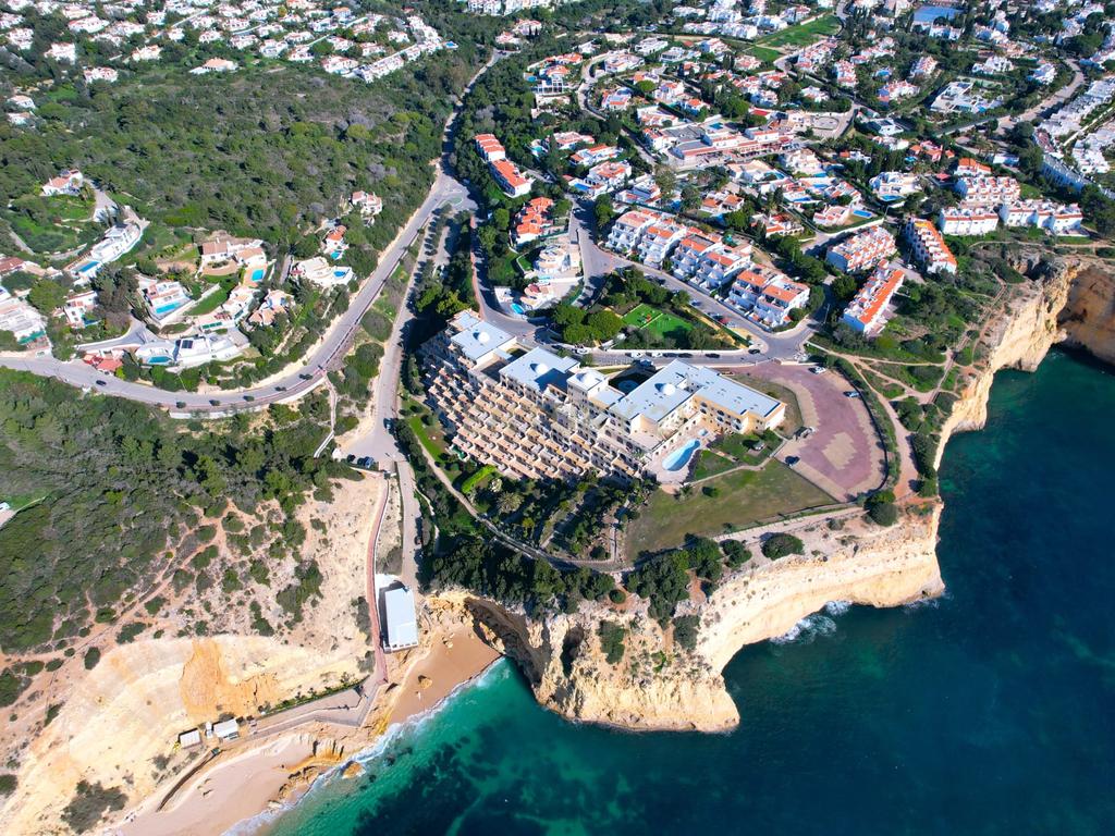 Apartamento T1 em Lagoa com Piscina e Boa Exposição Solar - Image 5