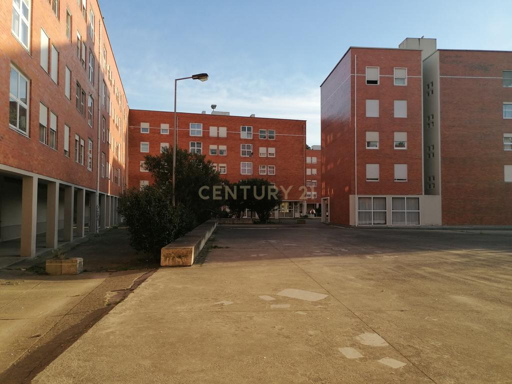 EXCELENTE OPORTUNIDADE DE INVESTIMENTO – LOJA ARRENDADA À VENDA NA SENHORA DA HORA!  - Image 15