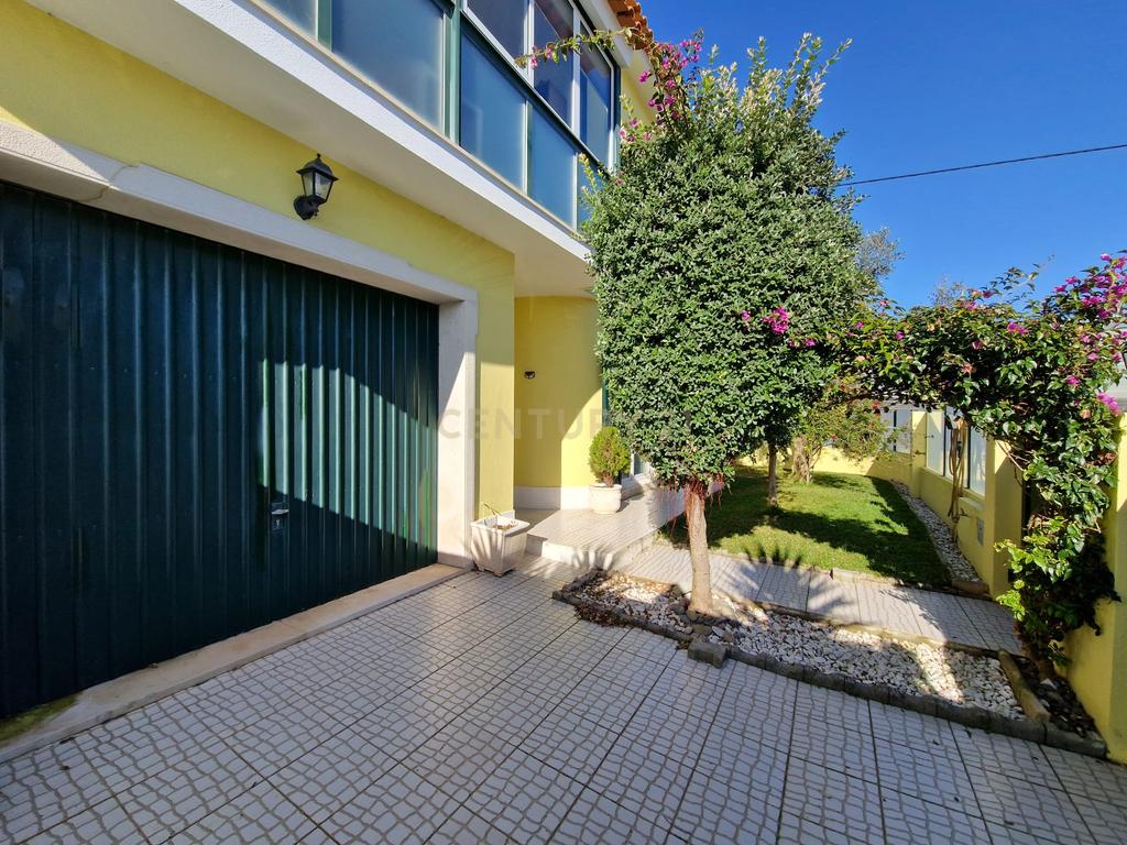 Magnifica Moradia T4 na Silveira, Santa Cruz, Torres Vedras - Image 3