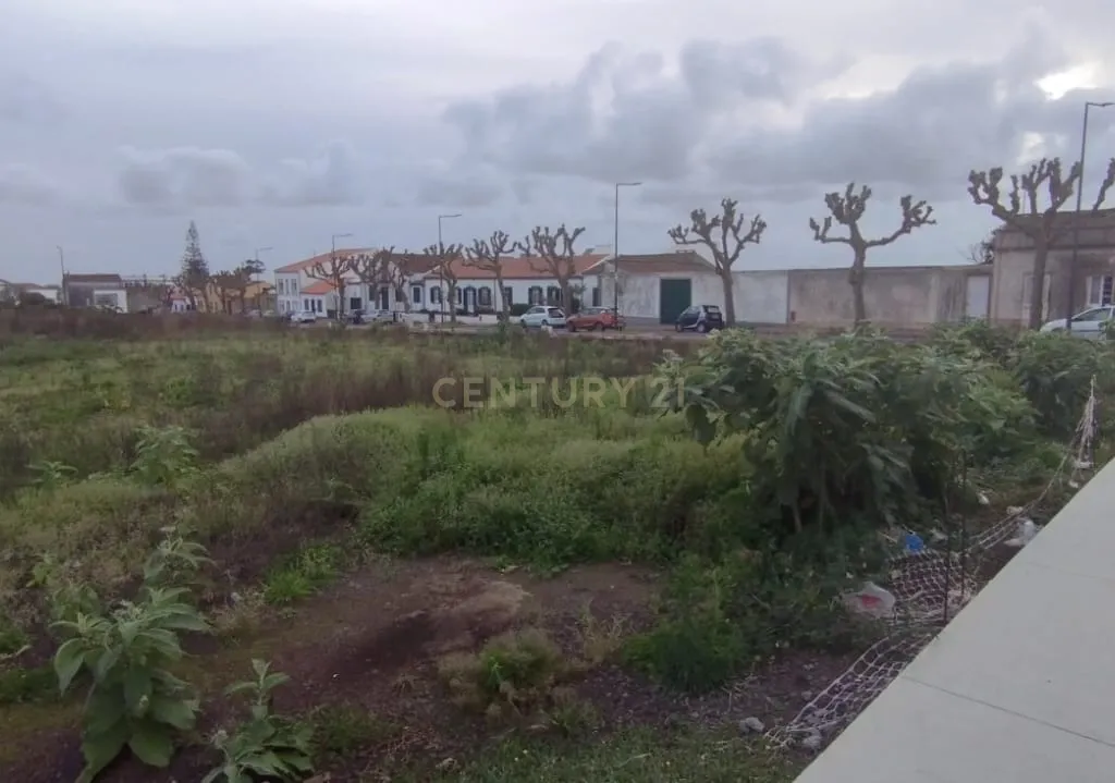 Lote com projeto aprovado em Belém - Image 2