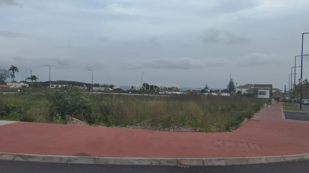 Lote com projeto aprovado em Belém - Image 4