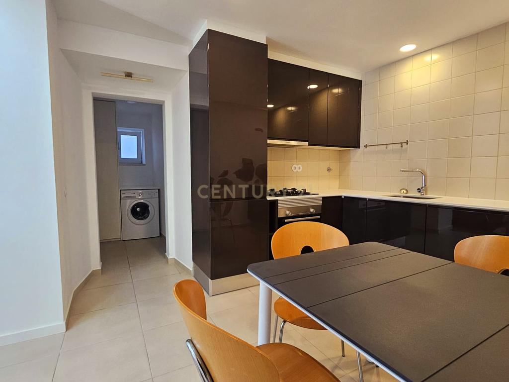 Moradia T2 Recentemente Recuperada Com Espaço Exterior Alcacovas, Évora - Image 10