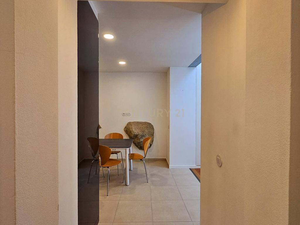 Moradia T2 Recentemente Recuperada Com Espaço Exterior Alcacovas, Évora - Image 18
