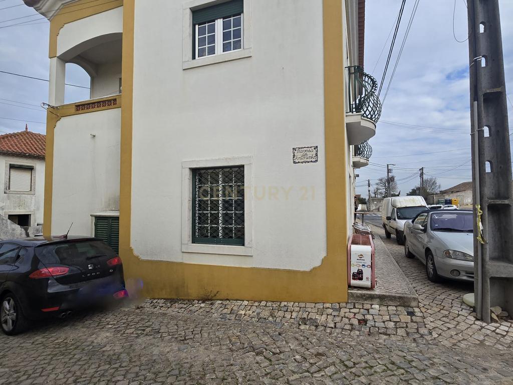 Moradia em Torres Vedras. - Image 4